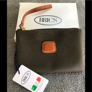 Brics wristlet olive with brown strap